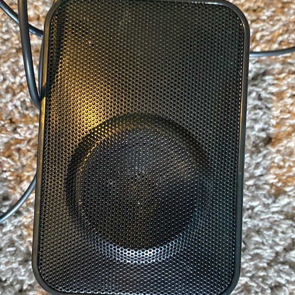 Amazon Computer Speakers - Picture 3 of 5